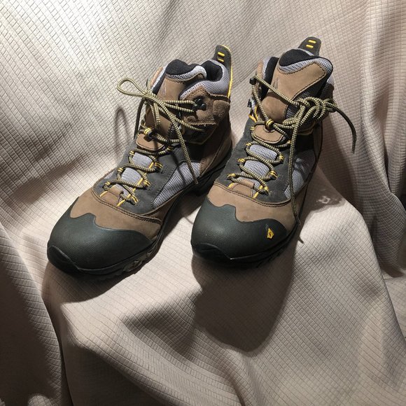 Vasque Other - Vasque Men gray and brown lace up leather hiking t